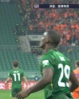 爱游戏体育-打花了！国安4-1领先泰山！杨立瑜替补助攻，法比奥暴力头球双响