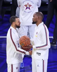 引力值”榜单：库里、KD、东契奇连续四周排名前三