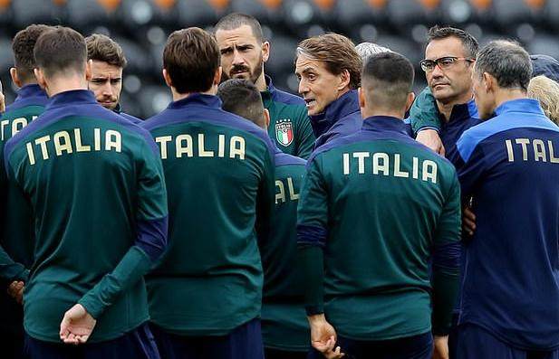 1625987058882010278.jpg 1625974152_806_MICAH-RICHARDS-Roberto-Mancini-will-prepare-his-Italian-troops-for.jpg